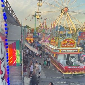 Meet your Posher, Samira